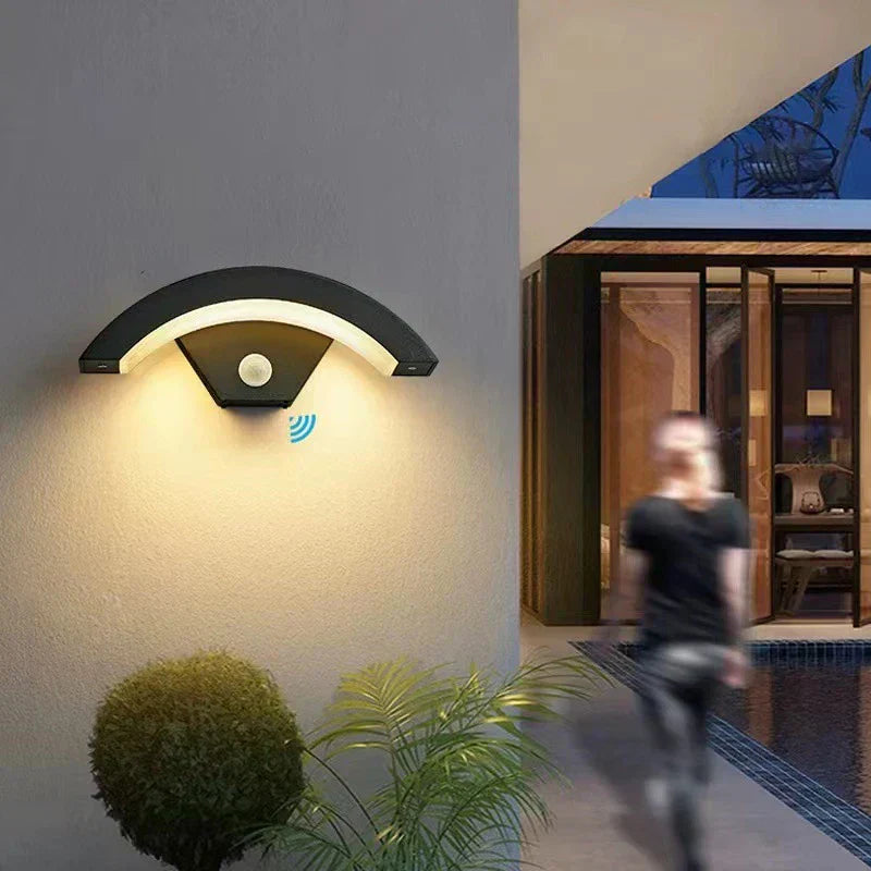 GardeLumiere Outdoor Lighting – Smart Outdoor Lighting with Motion Sensor