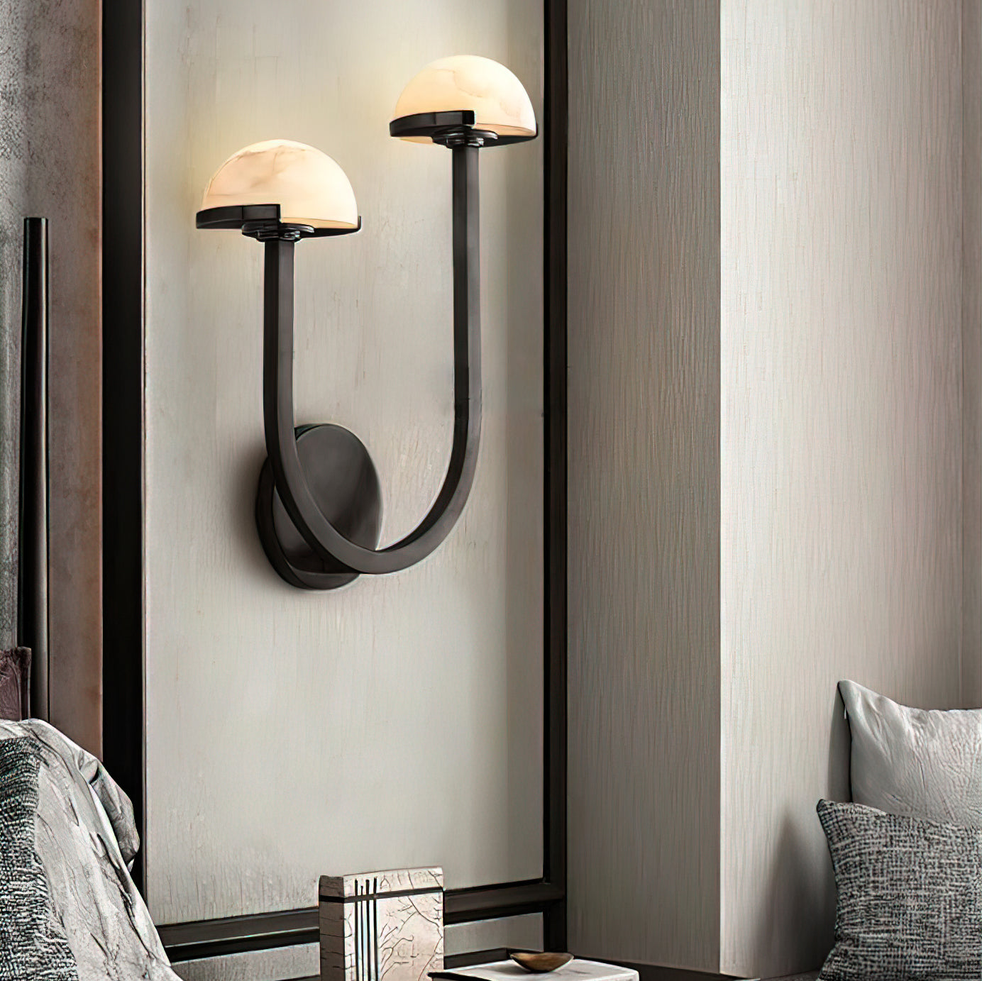 MushroomGlow Wall Lamp - Organic Alabaster Design