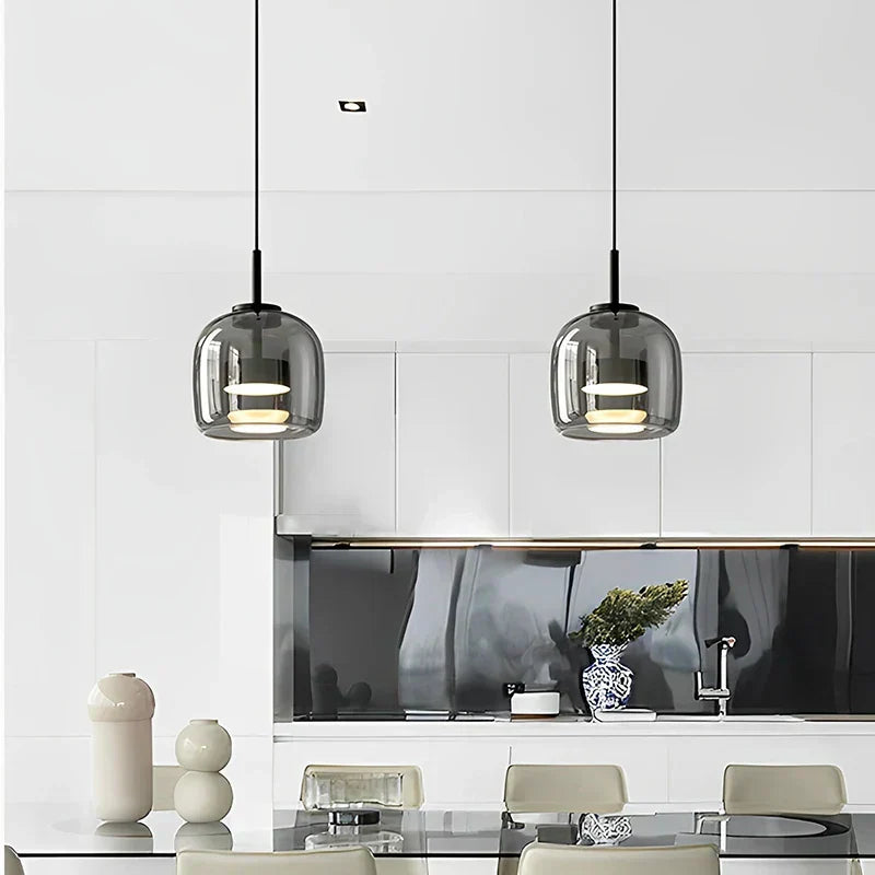CrystalGlow Pendant - Elegant Clear Glass Pendant Lamp