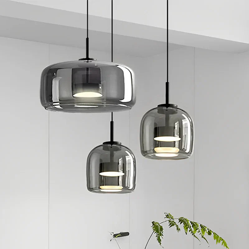 CrystalGlow Pendant - Elegant Clear Glass Pendant Lamp