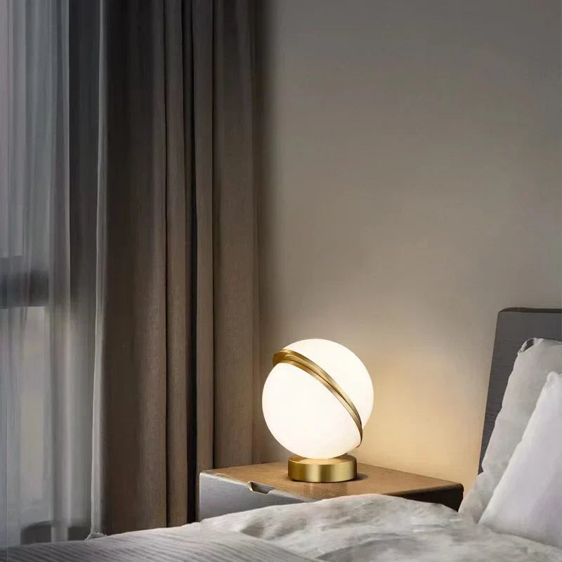 Scandinavian Snow Globe Lamp - Elegant White Sphere