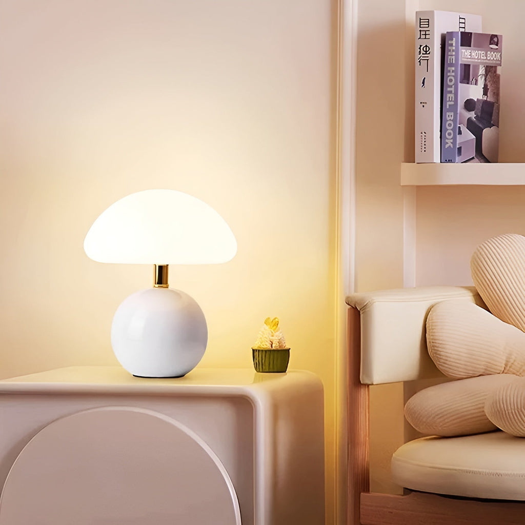 Elegant Mushroom LED Lamp – Warm Light & Luxurious Ambiance