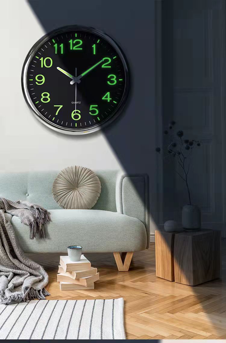 Silent Classroom Clock 30 cm - Silent & Illuminated Time