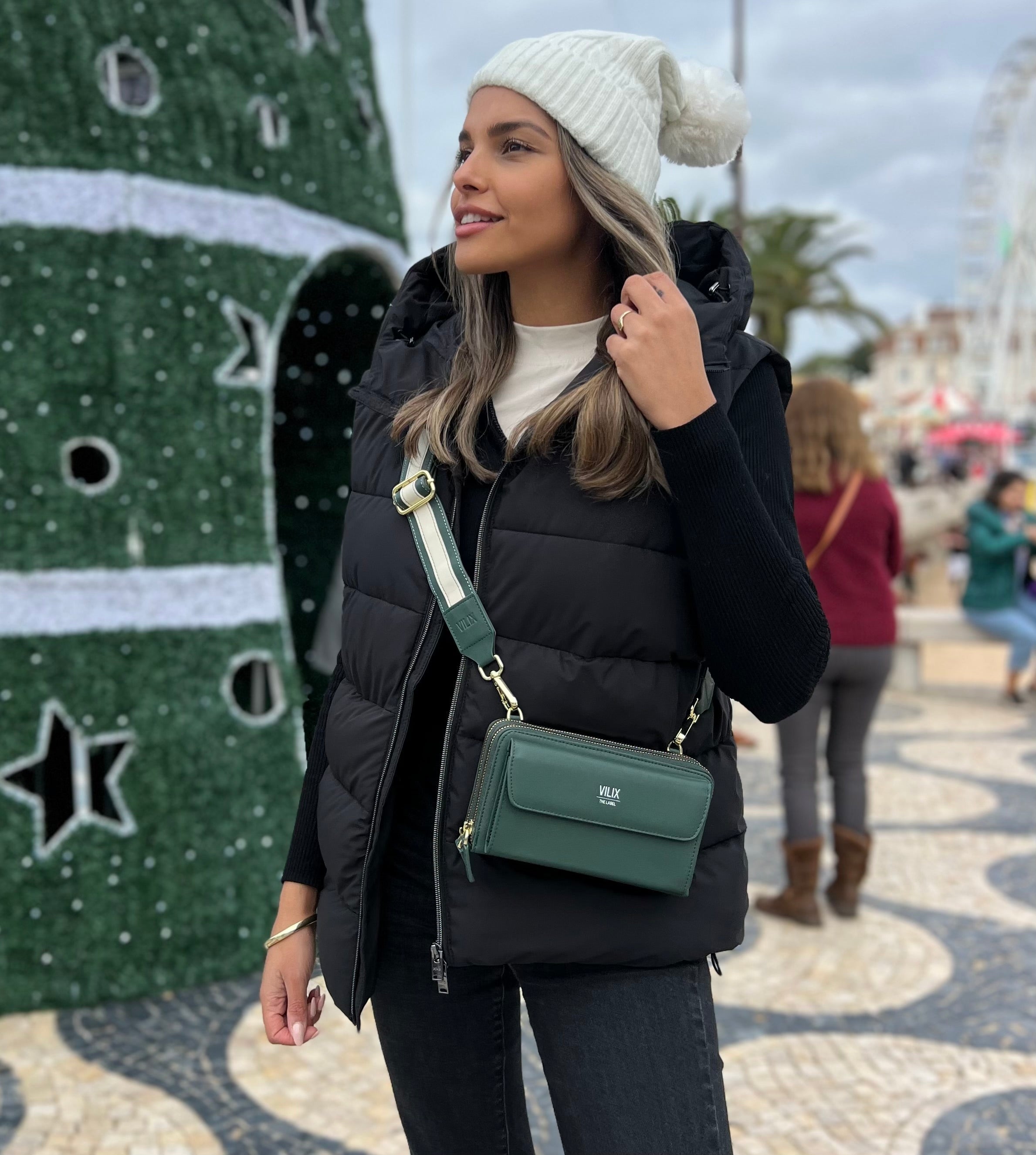 EviBella Purse – Elegant Compact Phone Holder