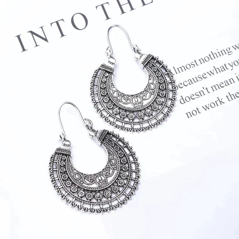 Elegant Tibetan Filigree Earrings Made of High-Quality Sterling Silver!