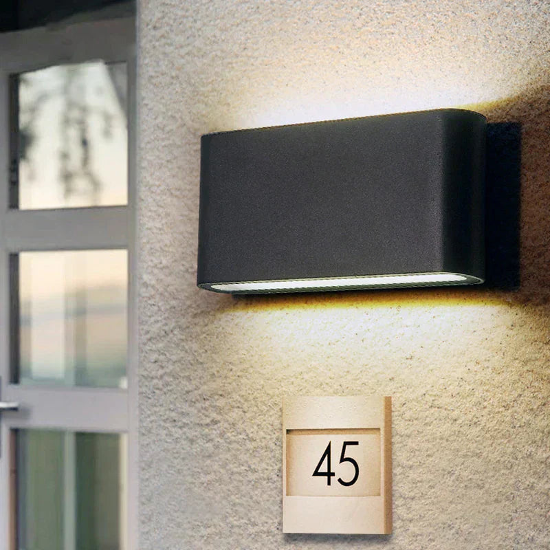Hydrolite Wall Lamp - Elegant Outdoor Wall Light