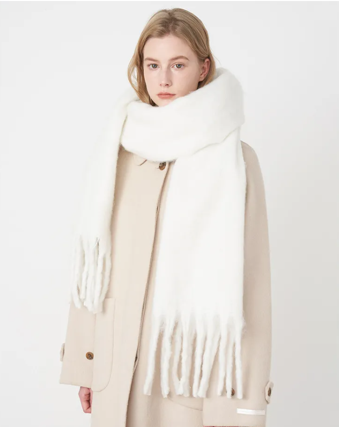RoyalSoft Scarf – Luxury Cashmere for Winter