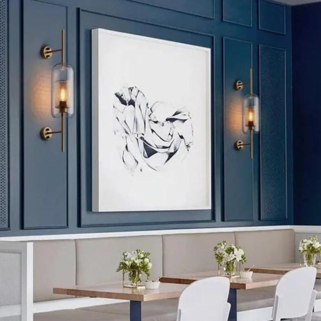ClarityWall - Elegant Wall Lamp for Atmospheric Lighting