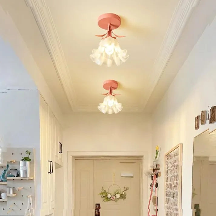 MiniFloral Ceiling Lamp - Luxury Mini Pendant Light for a Timeless Ambiance