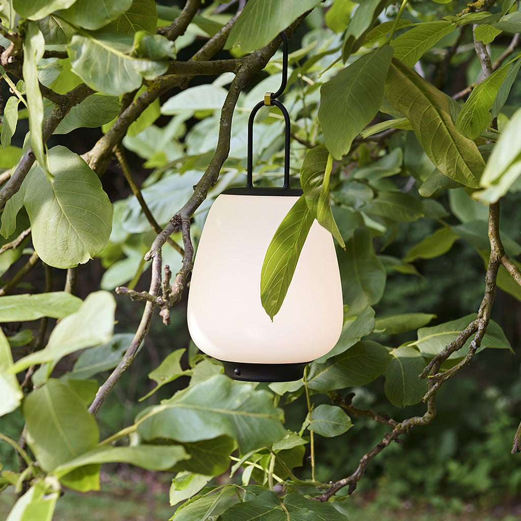 VintageGlow Lantern - Wireless Table Lamp with Luxury Design