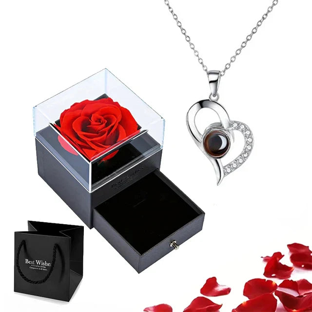 EternalLove Necklace – Heart-Shaped Necklace in 100 Languages
