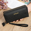 SleekWallet – Stylish Quilted Wallet