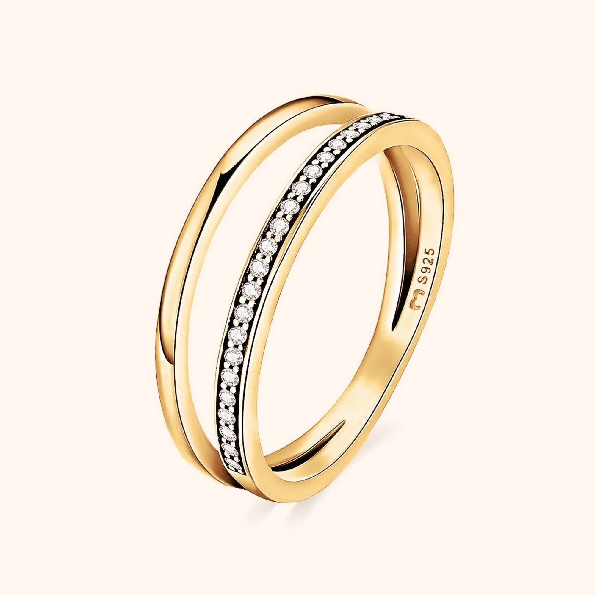 Sienna Double Zirconia Ring - Elegance and Splendor in One Jewel!