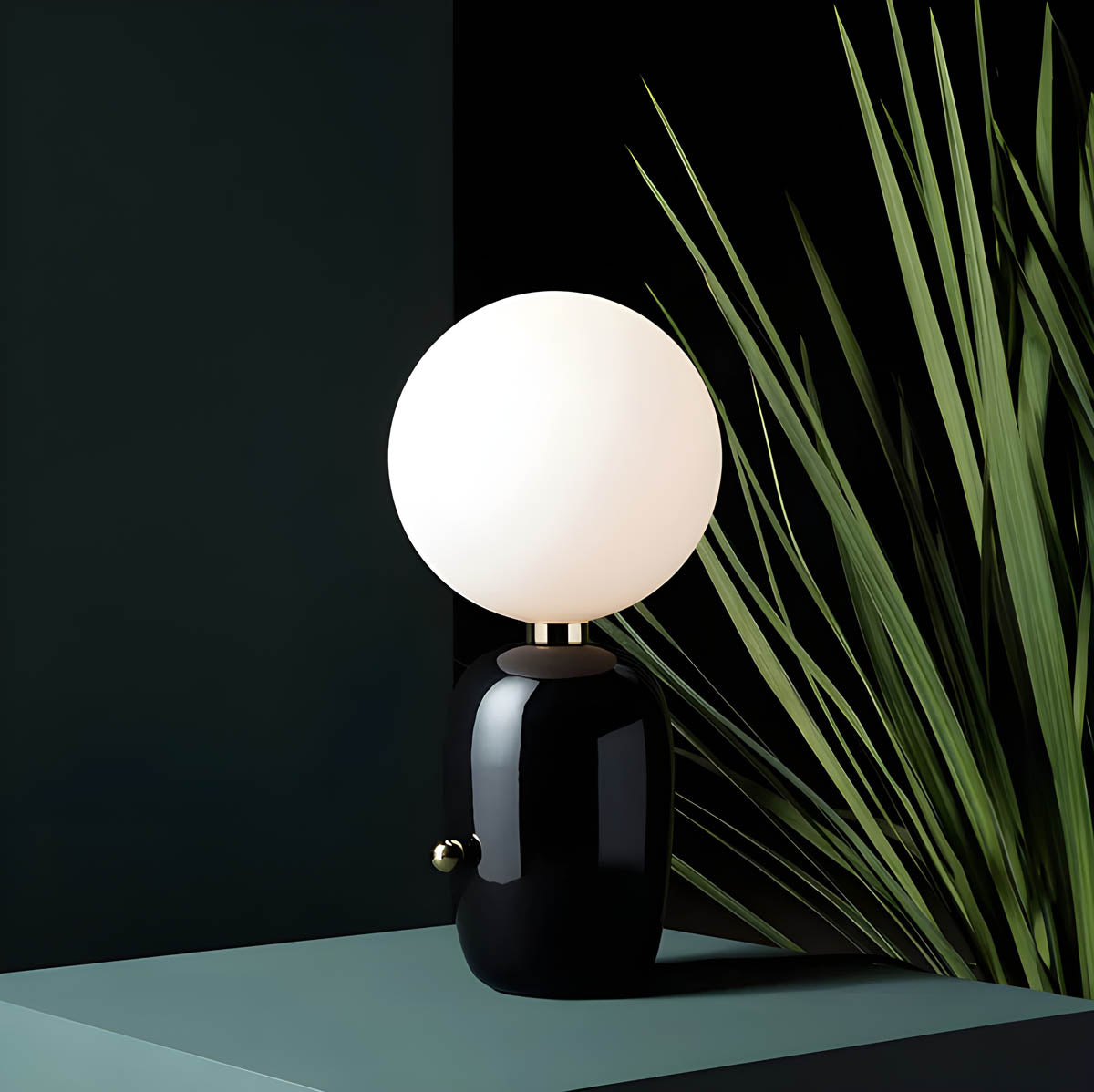 RaisoGlow Light - Minimalist Modern Table Lamp for Ambient Lighting