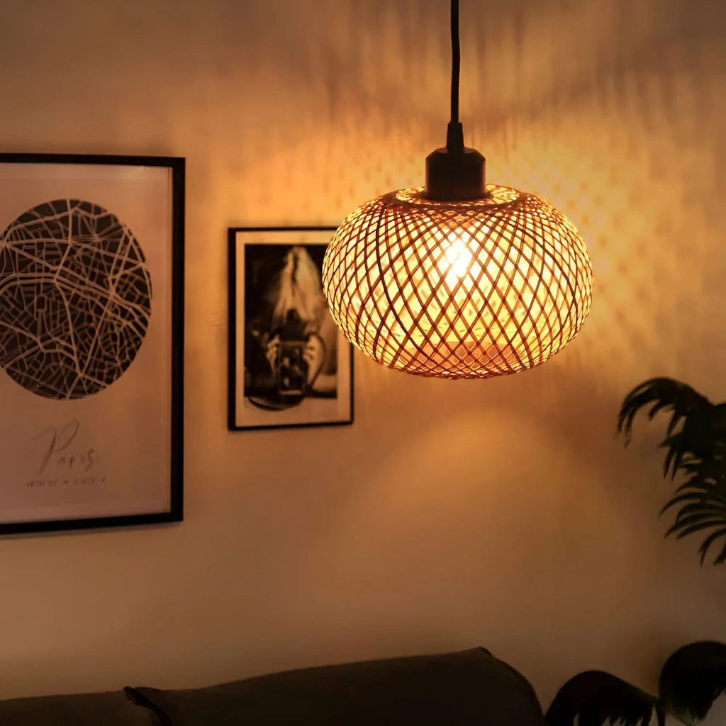 Elegant Rattan Pendant Light: Luxury Lighting for Any Space