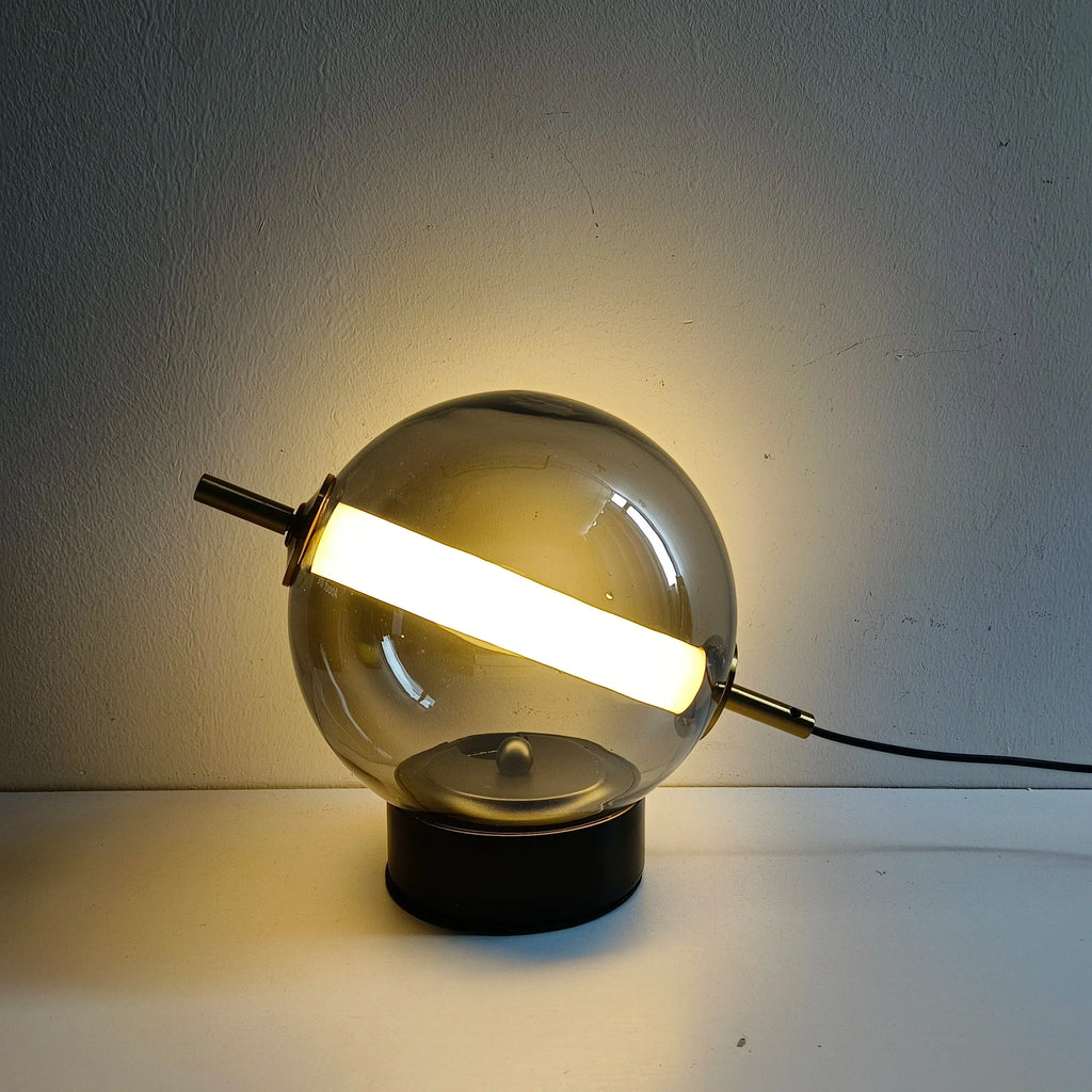 Retro Glass Table Lamp with Warm Glow - Timeless Elegance