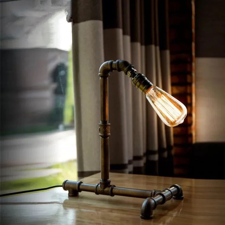 Vintage Chic Retro Table Lamp - Warm Light & Elegant Design