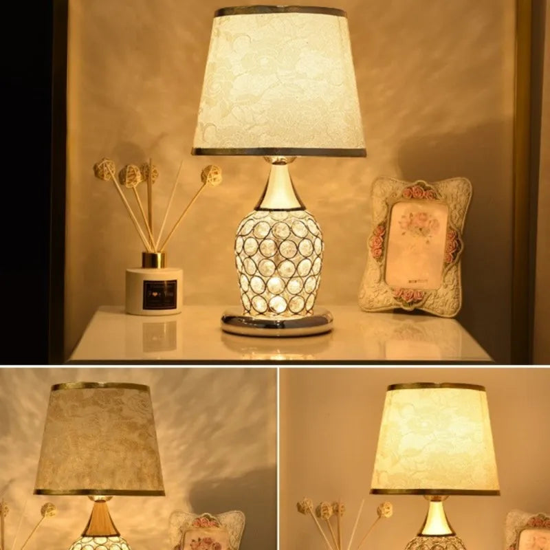 CrystalGlow - Elegant Crystal Glass Table Lamp
