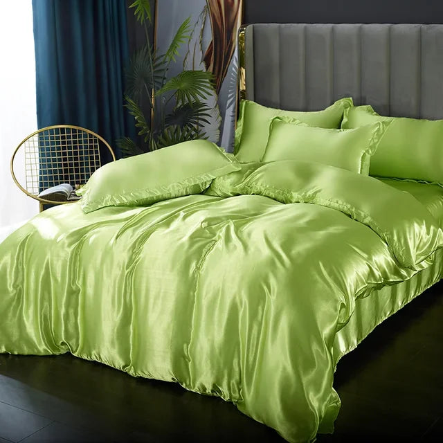 SatinDream Bedset - Luxury Satin Bedding for Dreamlike Nights