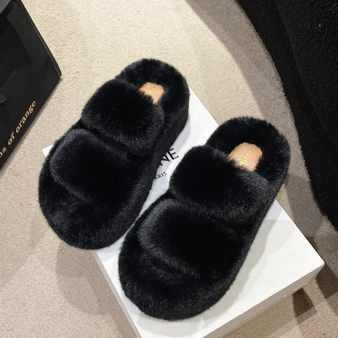 FluffSteps Slippers - Luxury Plush Slippers for Ultimate Comfort