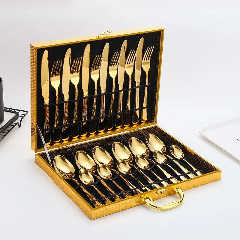 Opulent Gold Cutlery Set - The Elegant 24-piece Gold & Silver Cutlery Set