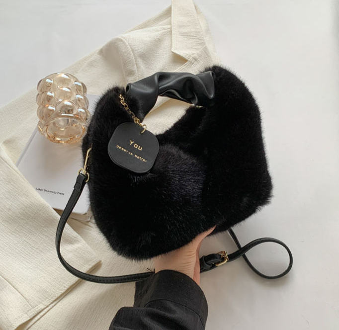 FluffyBag - Adorable Cuddly Handbag