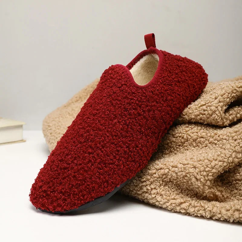 Cloud Warmers Slippers - Luxurious Plush House Shoes for Optimal Comfort