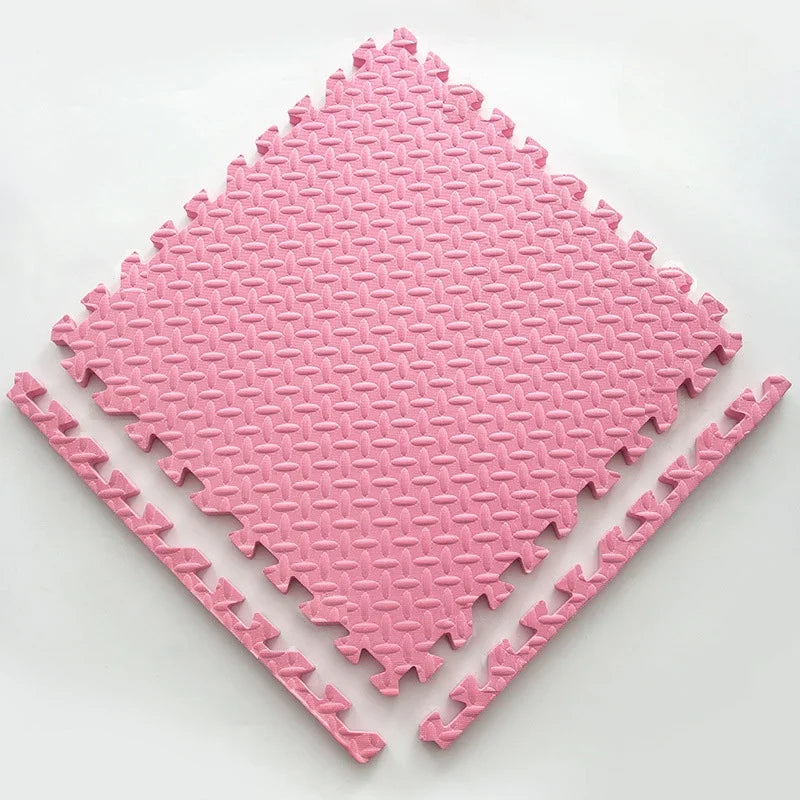 SafePlay Thick Play Mat for Babies – Safe and Comfortable Play Area