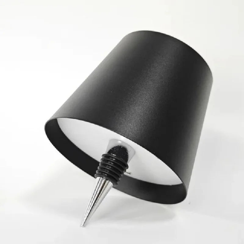 Lumière Nomade – Cordless Bottle Lamp with Adjustable Lighting
