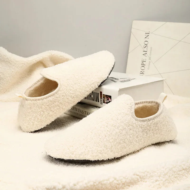 Cloud Warmers Slippers - Luxurious Plush House Shoes for Optimal Comfort