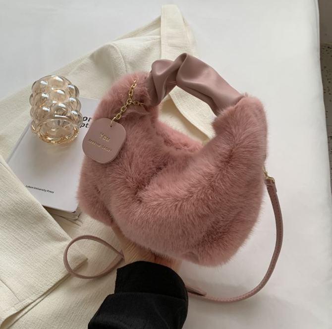 FluffyBag - Adorable Cuddly Handbag