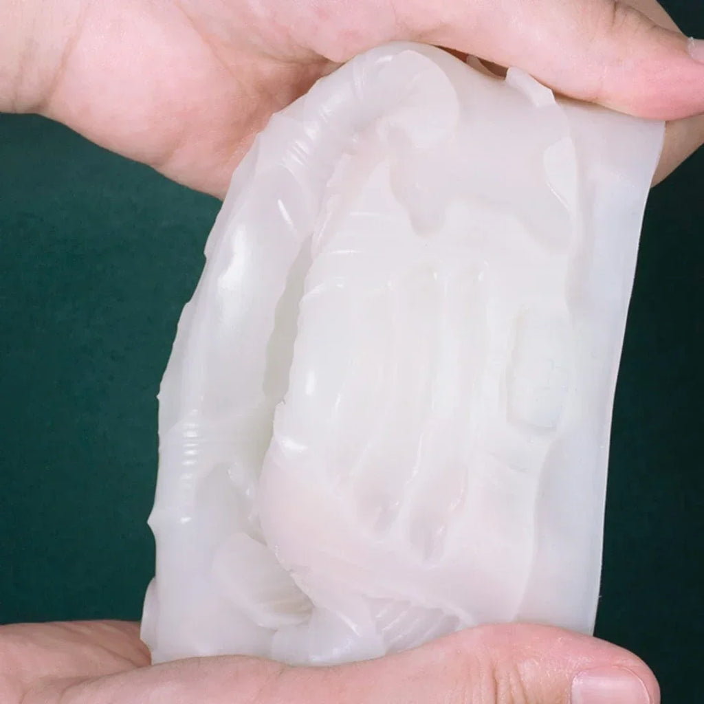 Stylish 3D Candle Mold – Create Unique Party Decorations