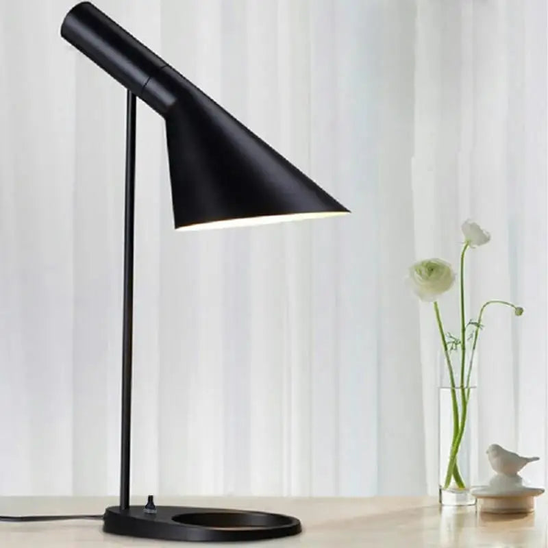 ChicLume - Luxury Table Lamp with Adjustable Design