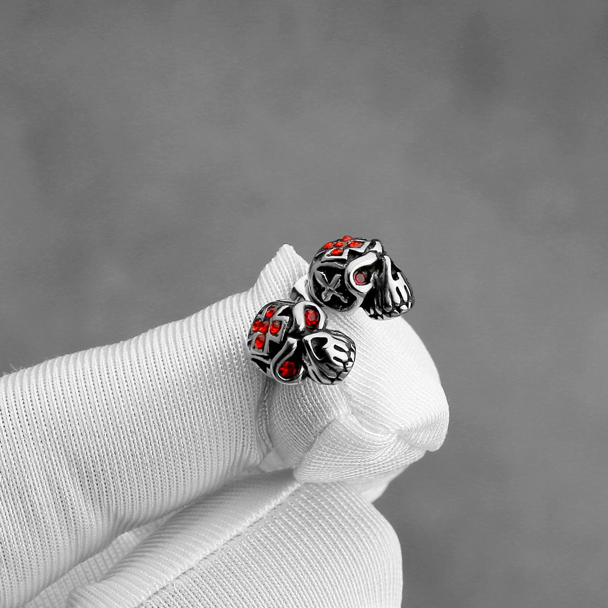 SkullEarrings - Tough Earrings with an Edgy Design
