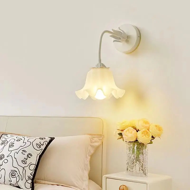 LuxePetal - Elegant Floral Pattern Wall Lamp for Bedroom