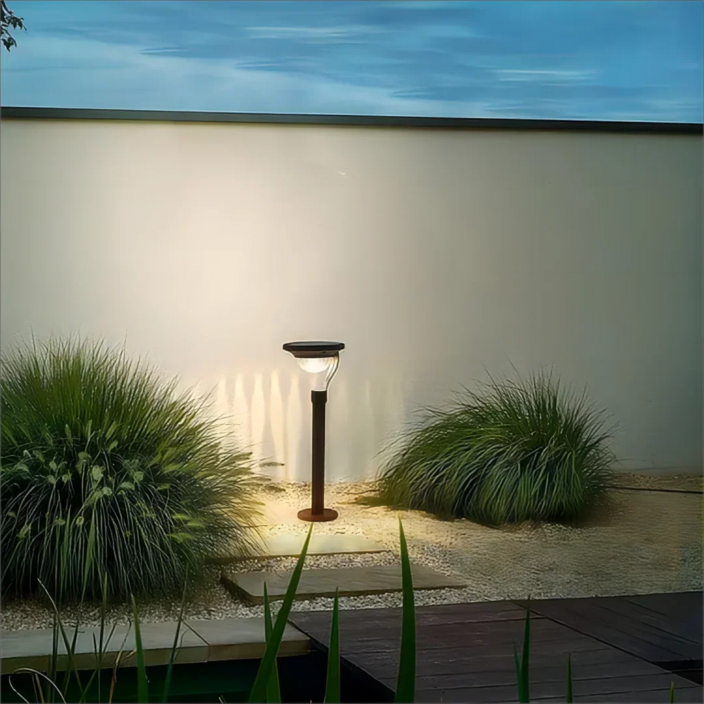 EcoBright - Sustainable Solar Garden Light for Outdoors