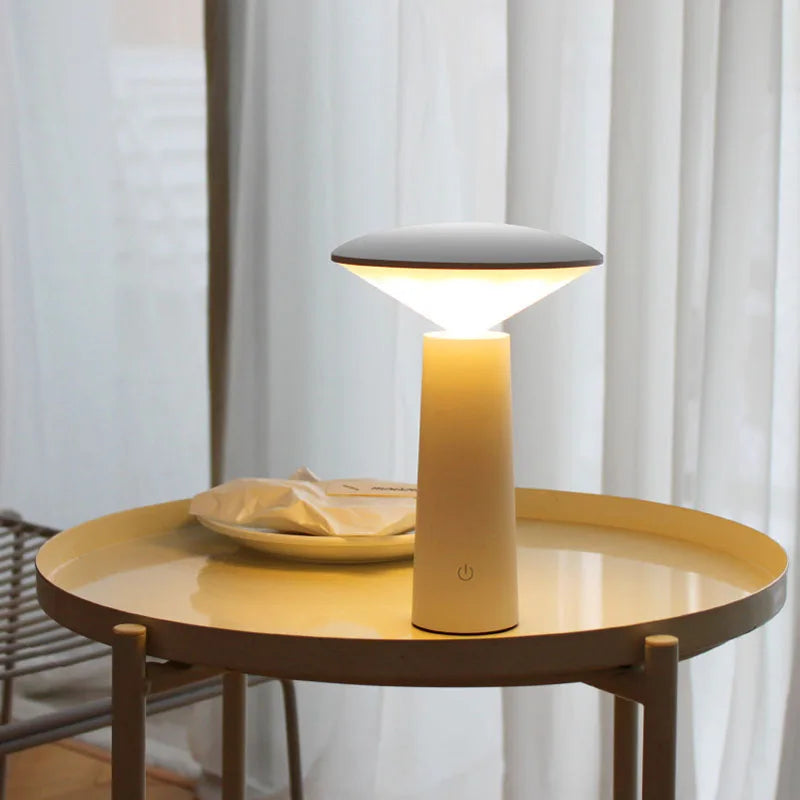 ChicLicht – Modern Touch Table Lamp with USB
