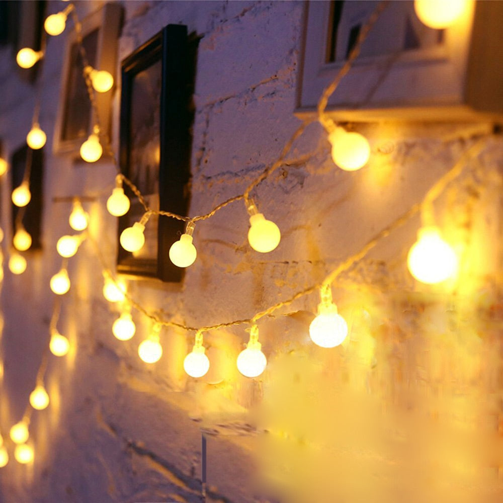 Xmas Glow – Warm Ambient Lamps for the Holidays