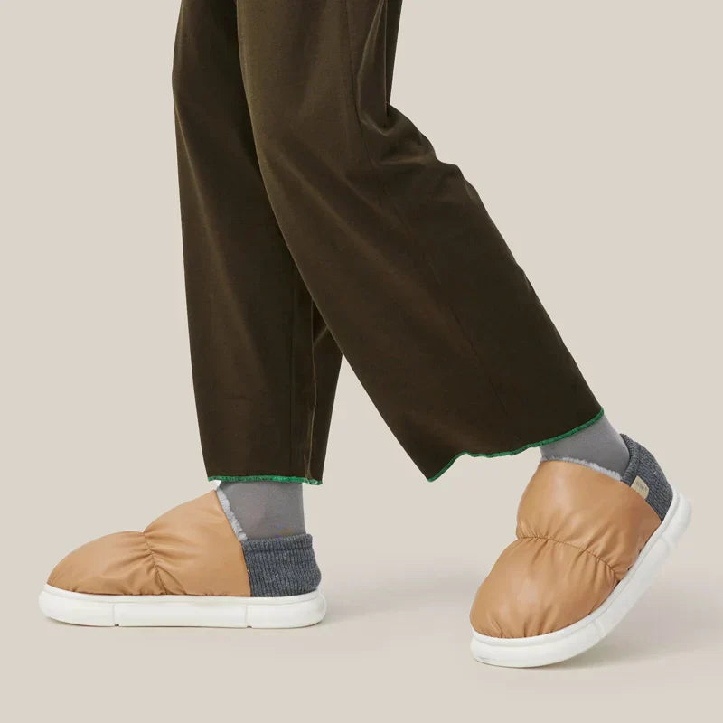 CuddleClogs Slippers - Luxury Slippers for Comfort and Style - Waterproof & Non-slip