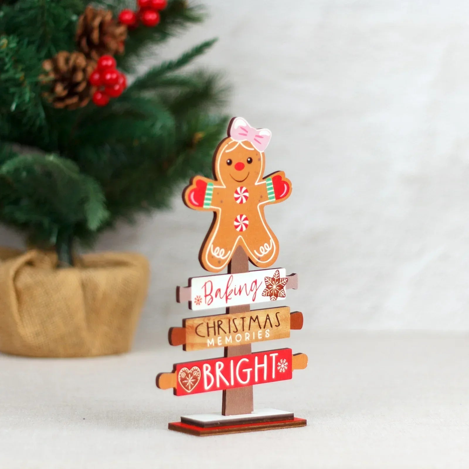Gingerbread Man Christmas Ornament - Cute Gingerbread Man for Festive Decoration