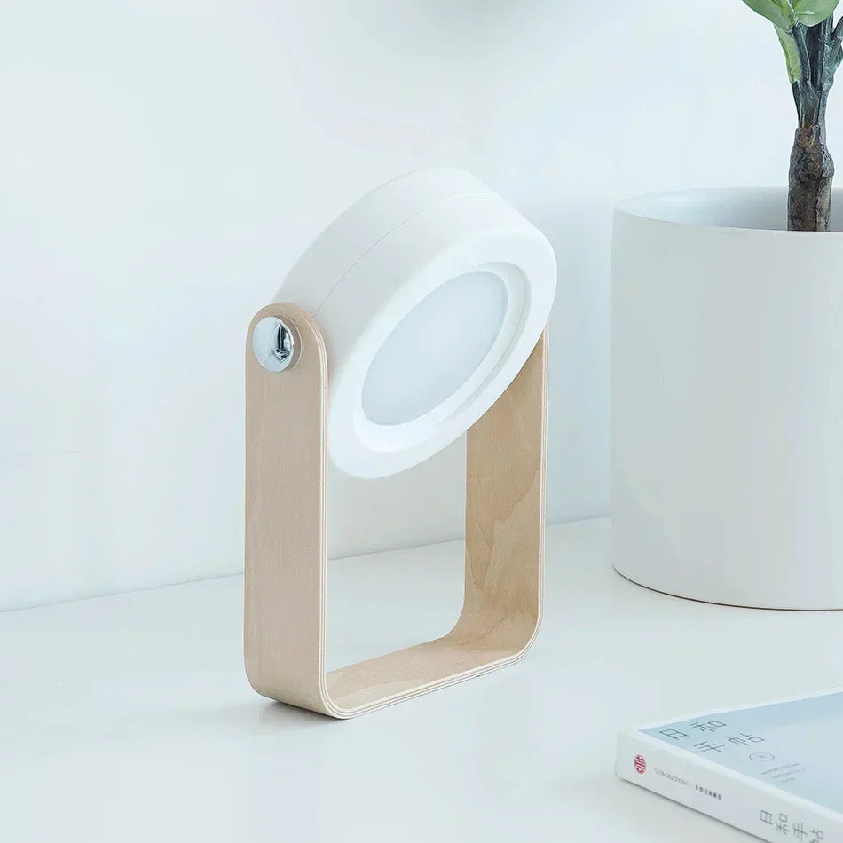 CompactGlow – Elegant Foldable LED Desk Lamp for Home and On the Go