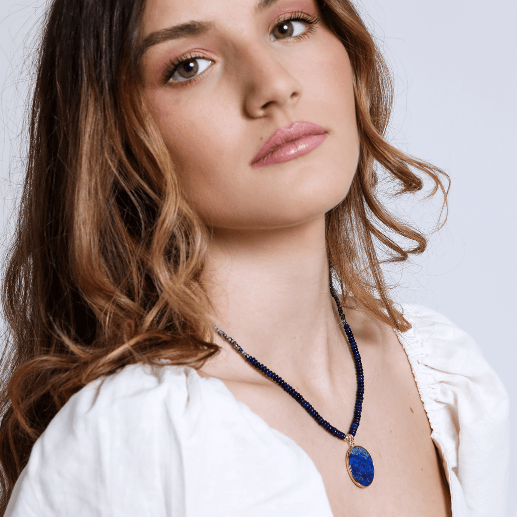 Lapis Charm Necklace – Elegant Round Necklace
