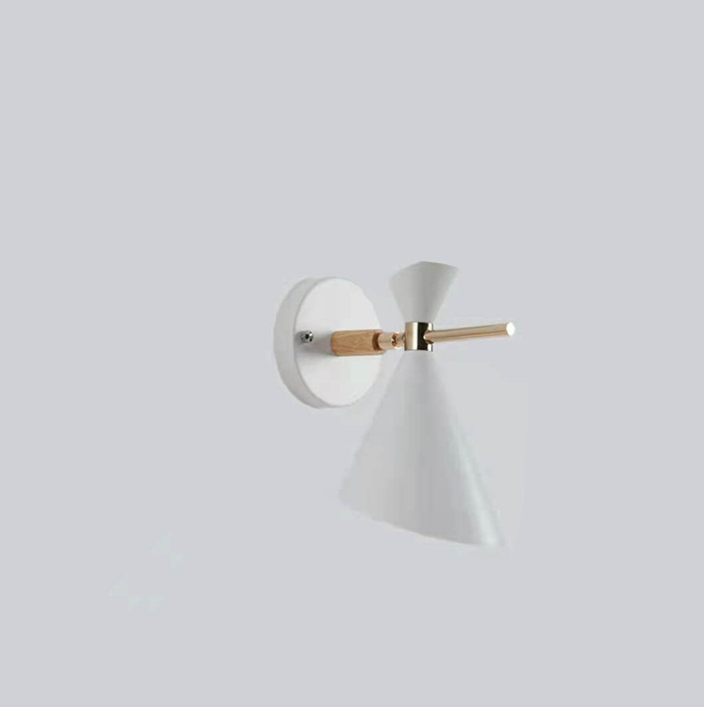NordicElegance Wall Light - Minimalistische Hoornvormige LED Wandlamp