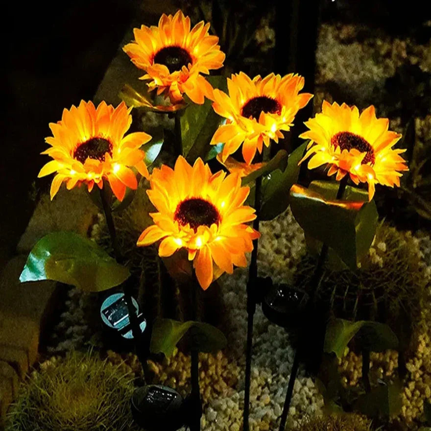 SolarBloom – Realistic Sunflower Garden Lamp for Outdoors