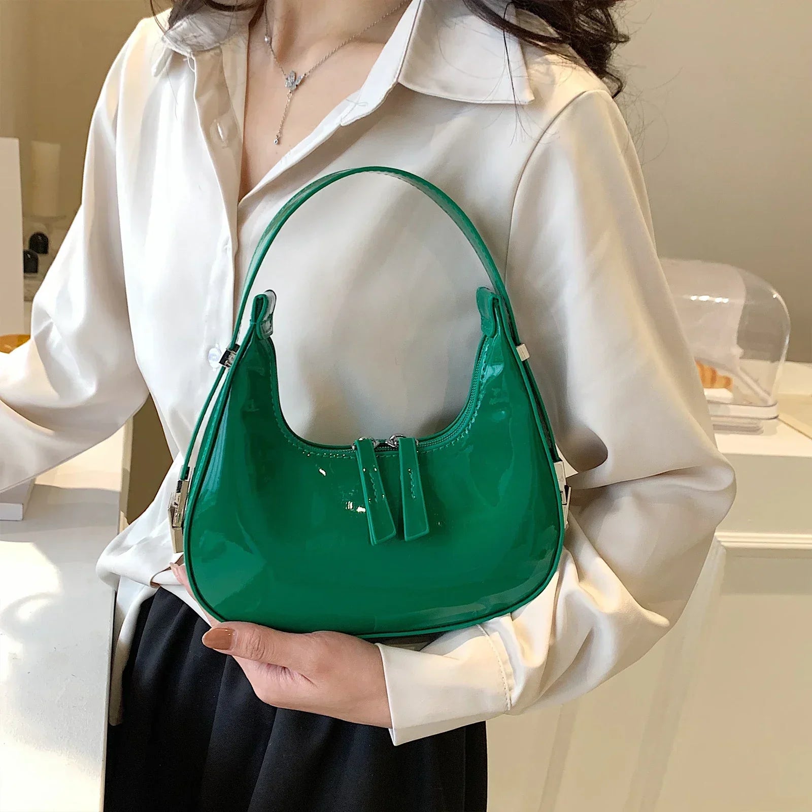 Luna LeatherBag - Elegant & Durable Shoulder Bag