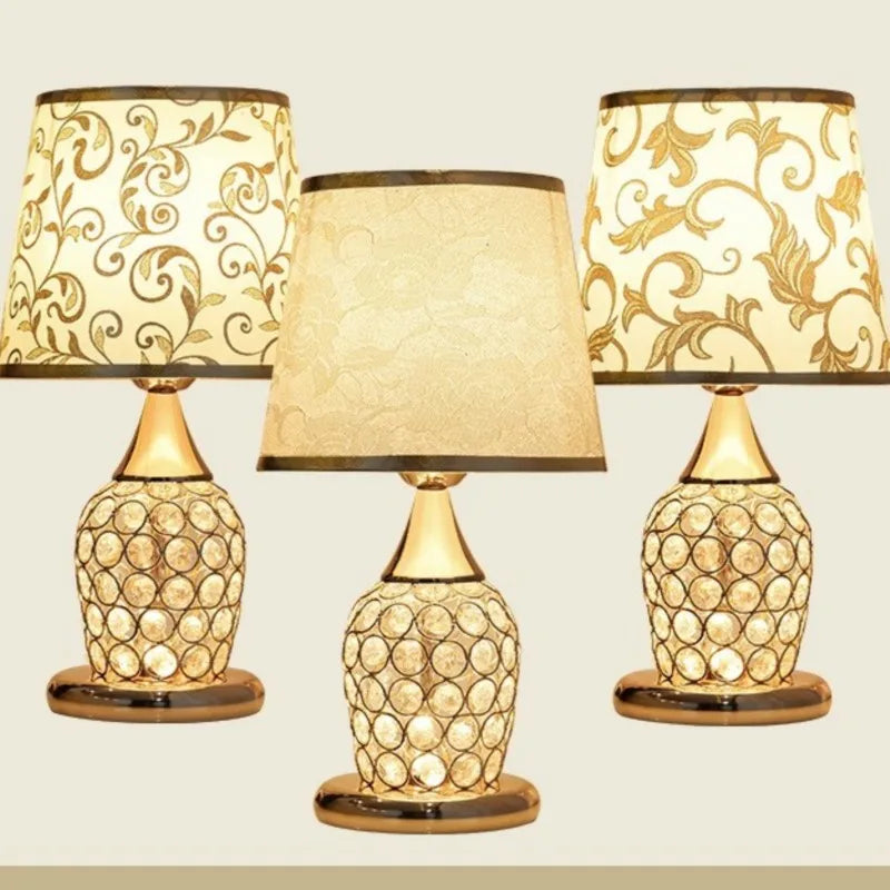 KristalGlow – Elegant Table Lamp for Romantic Ambiance