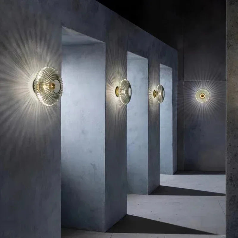 Elegance Glass - Refined Glass Wall Lamp for Elegant Interior Lighting