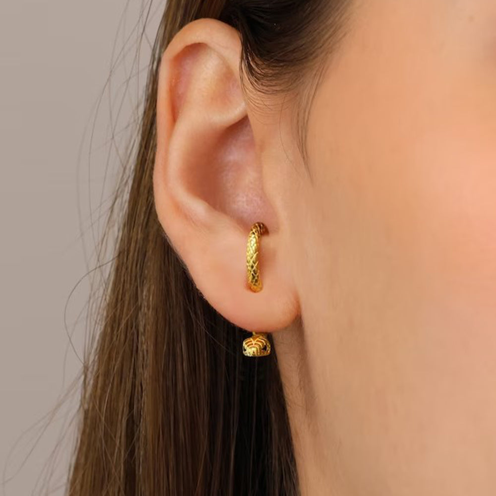 SerpentEdge Earrings - Elegant Snake-Shaped Earrings