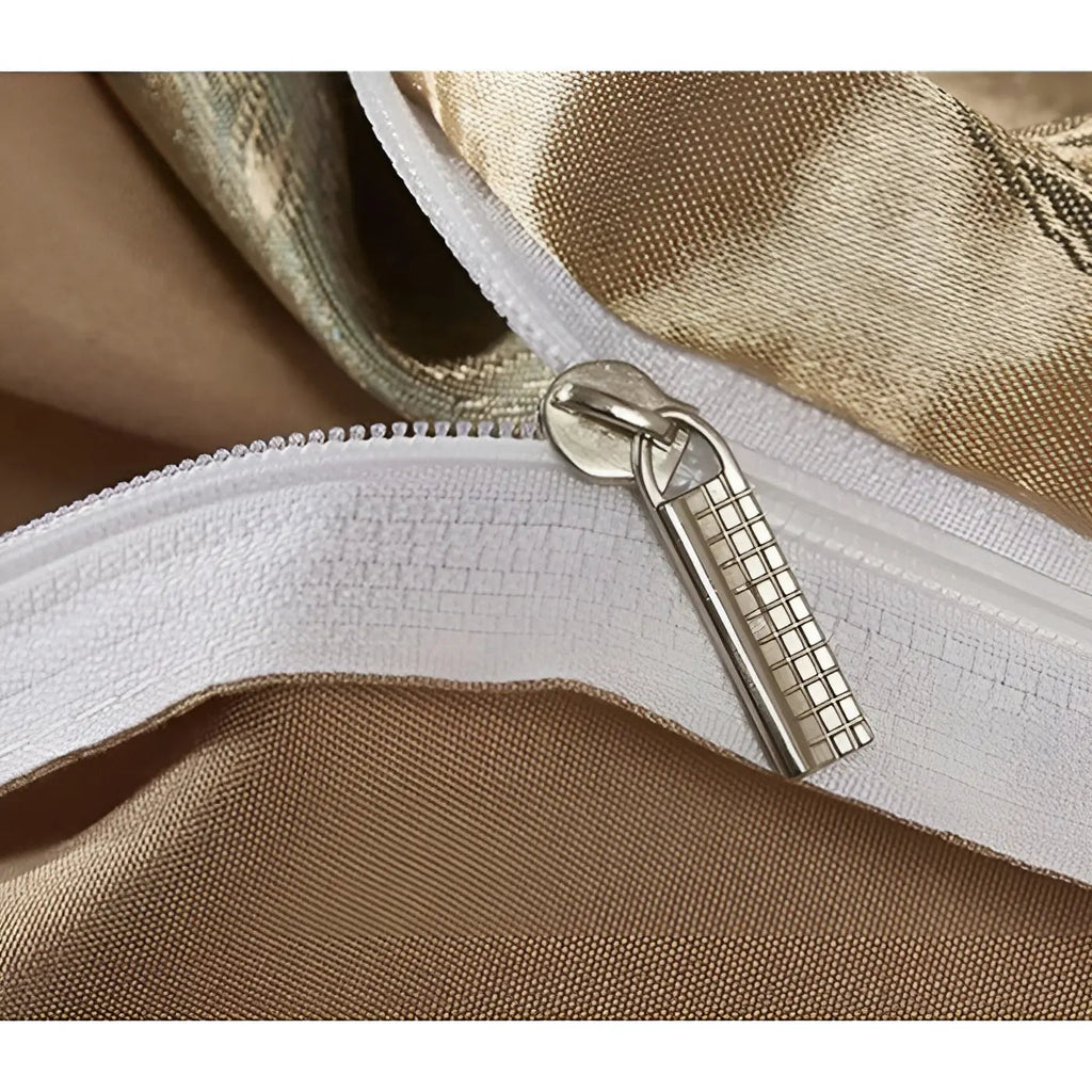 Chic Satin Jacquard Duvet Cover for a Luxury Bedroom