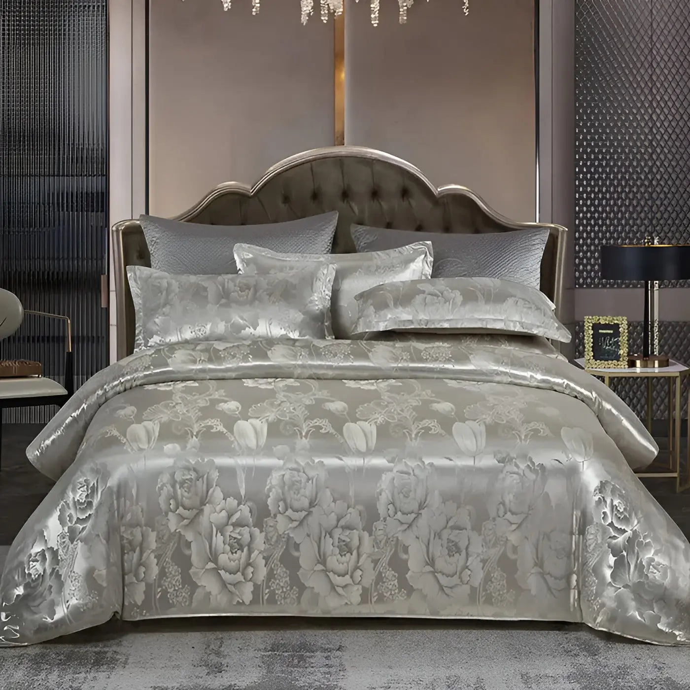 Chic Satin Jacquard Duvet Cover for a Luxury Bedroom